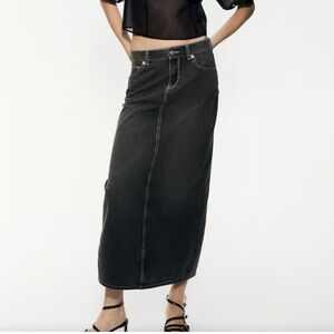 H&M denim skirt - dark grey - long - women’s size 6